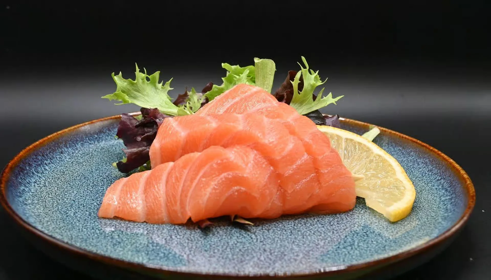 Premium salmon sashimi at Sushi 4 You on Macleod Trail